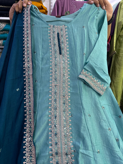 Anarkali kurta set
