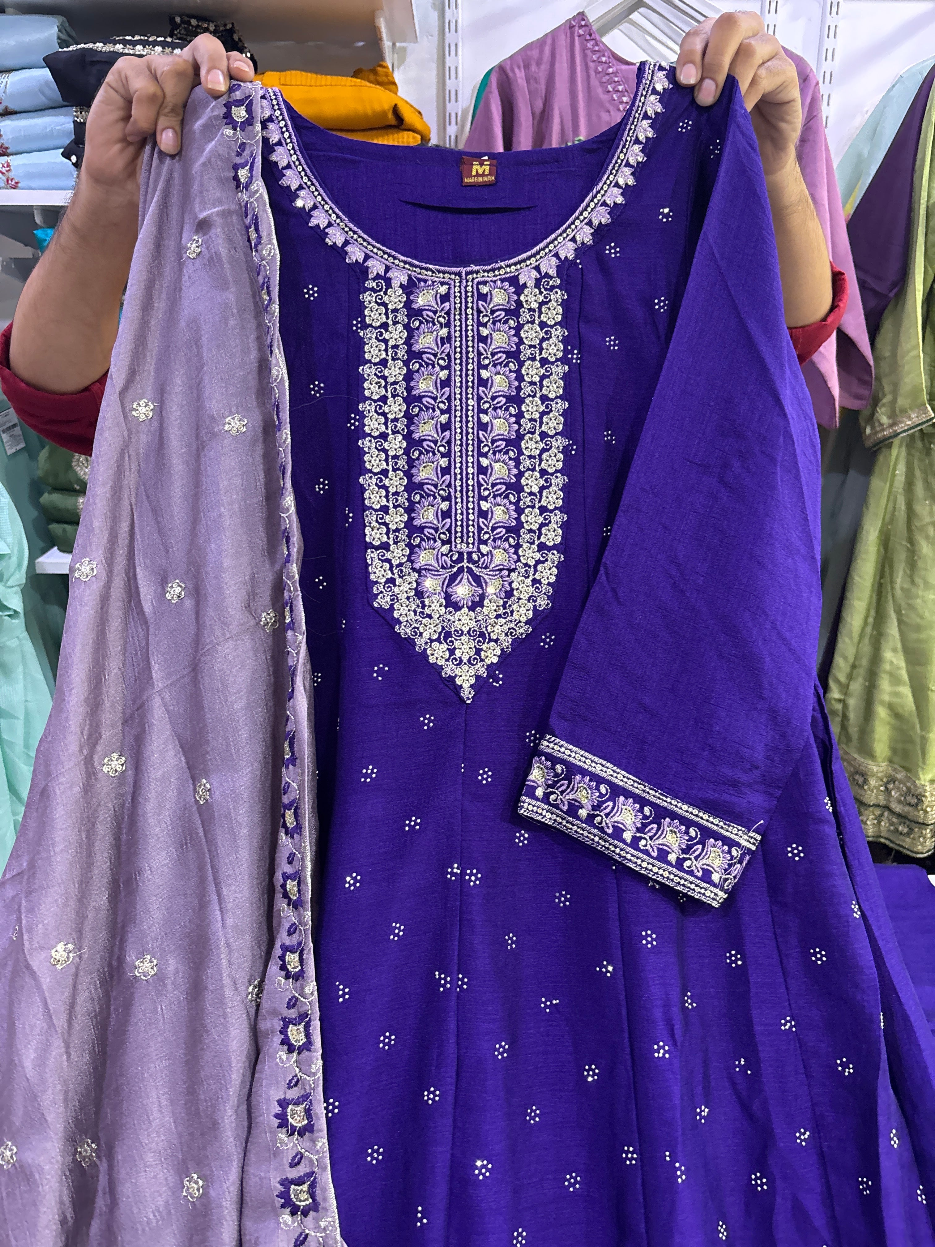 Anarkali kurta set