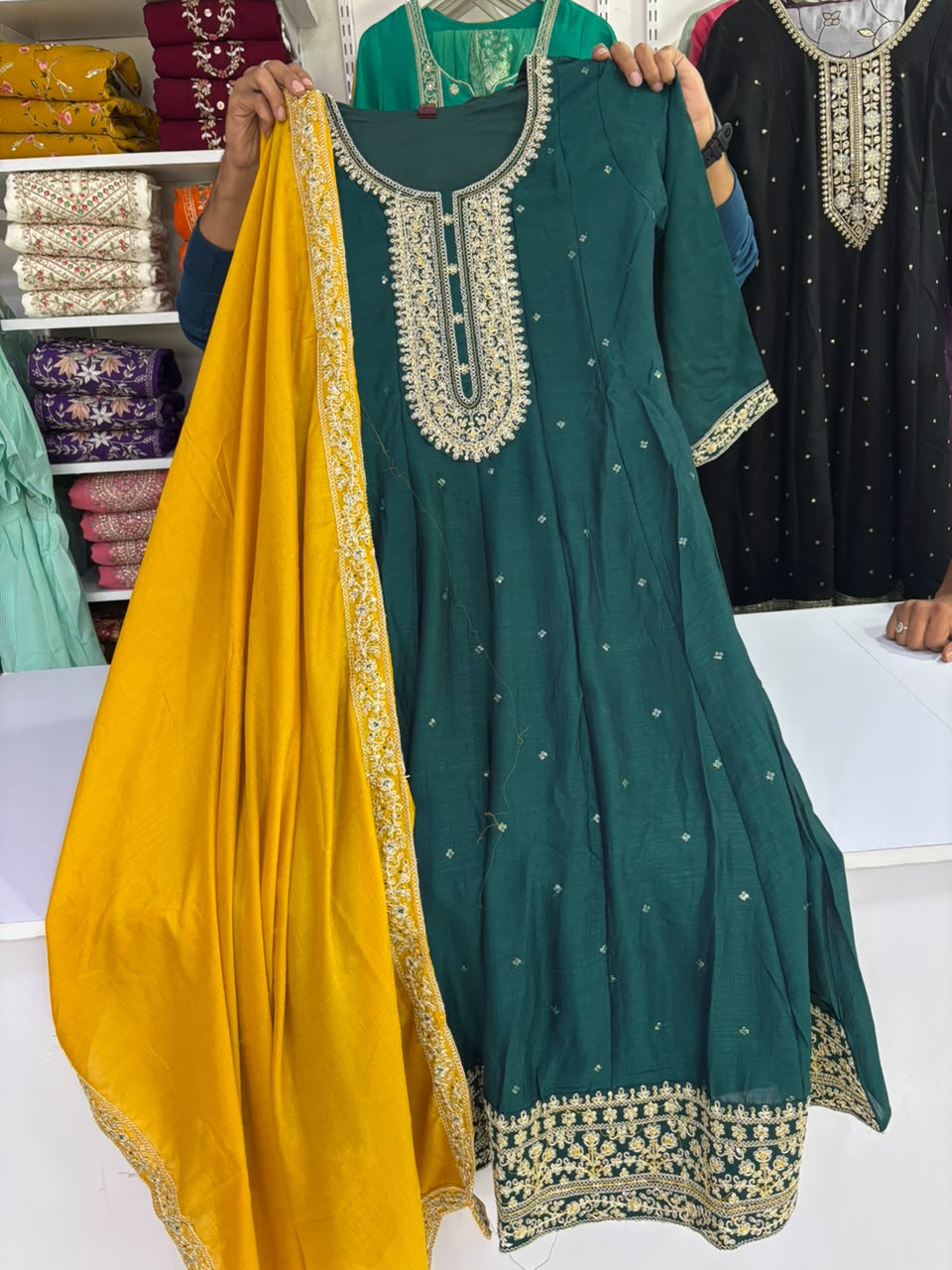 mulchandani Kurta Set